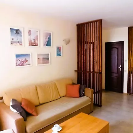 Rose Village Sunny Beach, Lägenhet Slăntjev Brjag